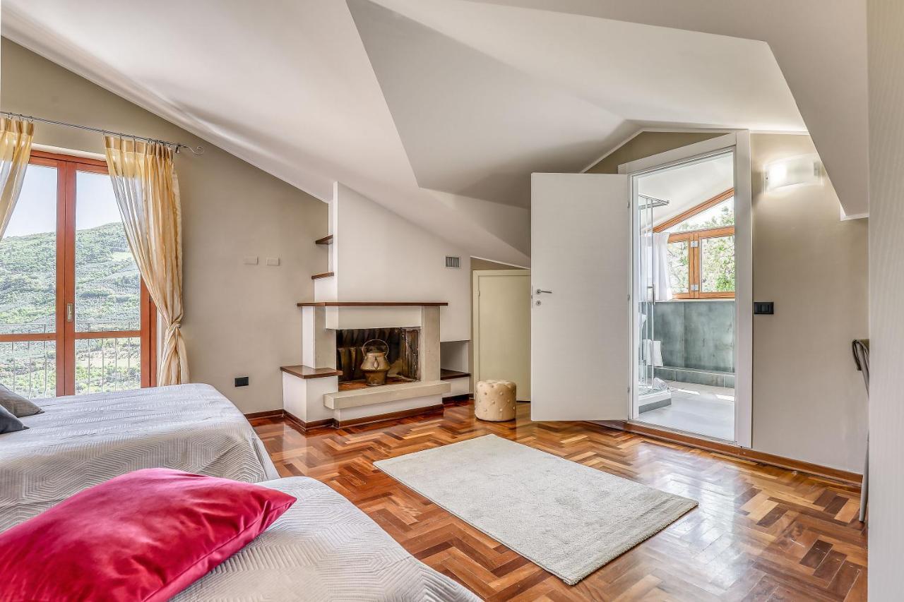 Hotel Villa De Santis Montefranco المظهر الخارجي الصورة