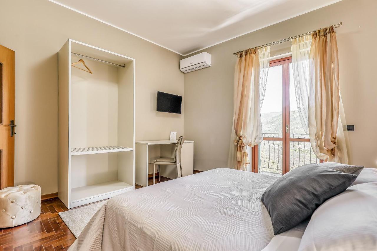 Hotel Villa De Santis Montefranco المظهر الخارجي الصورة
