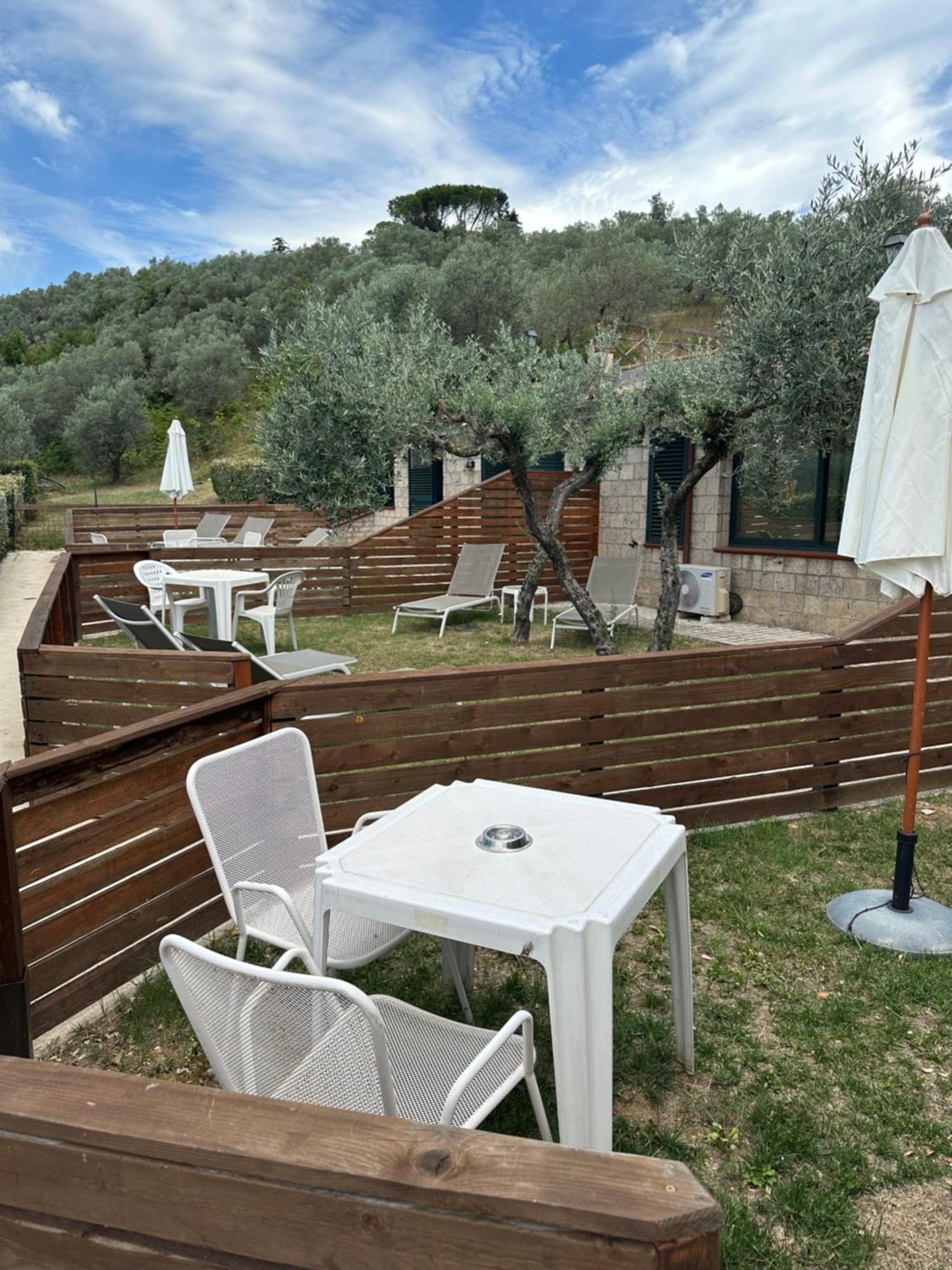 Hotel Villa De Santis Montefranco المظهر الخارجي الصورة