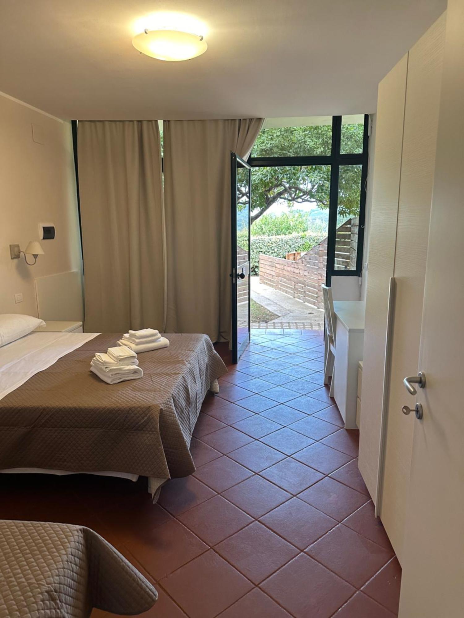 Hotel Villa De Santis Montefranco المظهر الخارجي الصورة